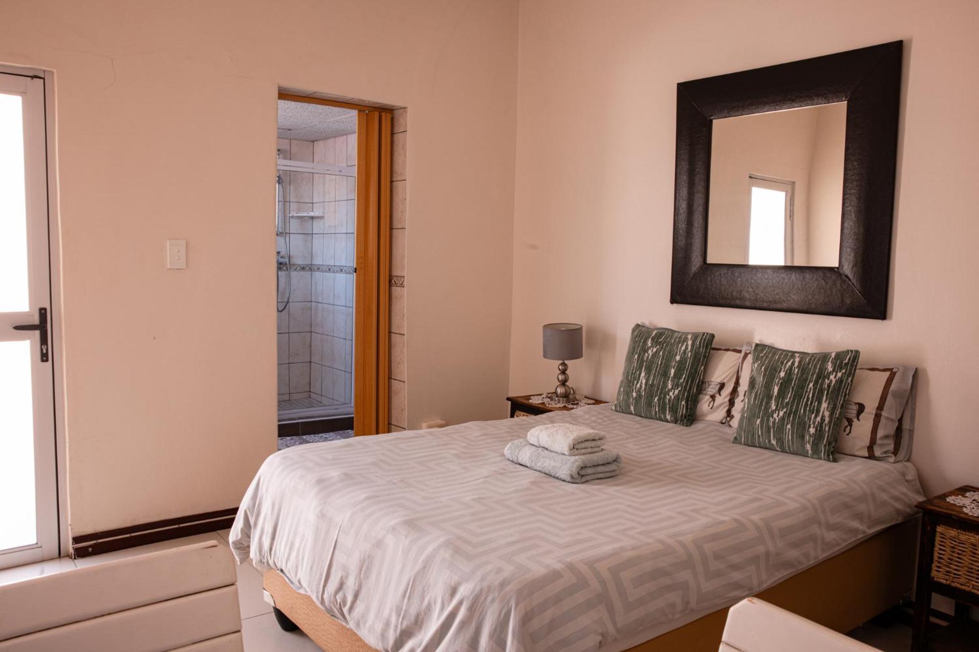 ويندهوك Emerald Bed&Breakfast المظهر الخارجي الصورة