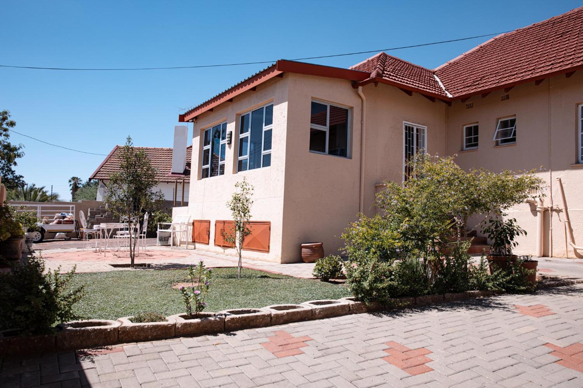 ويندهوك Emerald Bed&Breakfast المظهر الخارجي الصورة